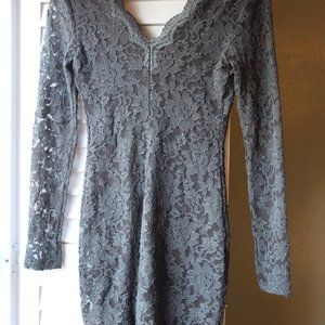 forest green lace body con dress, size small